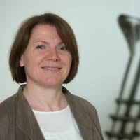 70+ Profile mit dem Suchbegriff „Hermes“