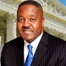 Thomas Cox (@ElectCoxJudge)