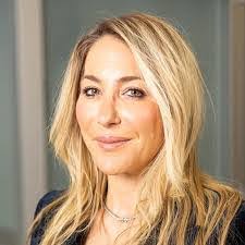 Janet Siano's Instagram, Twitter & Facebook