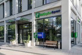 We are located right after the mashtots park, which is in the very center of yerevan city. Holiday Inn Express