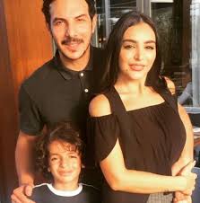 1 hour ago · وانتقد أحد المستخدمين أسلوب باسل خياط، وكتب:» باسل خياط شايف نفسه حتى ع الممثلين من بلده ماعمري شفته يمدح احد انسان نرجسي ولاحد يجي يقولي ان ذا نقد فيه فرق بين النقد والتحطيم«. Ø¨Ø§Ø³Ù„ Ø®ÙŠ Ø§Ø· Ø¹Ù…Ù„ Ù…ÙŠÙƒØ§Ù†ÙŠÙƒÙŠØ§ Ø¨Ø³Ø¨Ø¨ Ø§Ù„Ø£Ø²Ù…Ø© Ø§Ù„Ø³ÙˆØ±ÙŠØ© Ø§Ù„Ù†Ù‡Ø§Ø±
