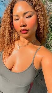 Cameron Mulhall's Instagram, Twitter & Facebook