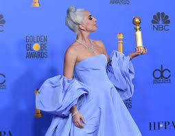Lady gaga with blue hair at the 2019 golden globe awards at the beverly hilton hotel in beverly hills, california, on january 6, 2019. Golden Globes 2019 Lady Gaga S Blue Gown Timothee Chalamet S Harness Wow The Red Carpet