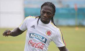 Yimmi chara, the younger brother of longtime midfielder diego chara, started for portland, as did his brother. Quien Es Yimmi Chara Datos Que Desconoces Del Crack Del Junior Goal Com