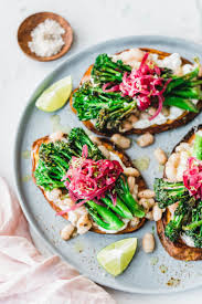 Susskartoffel Toasts Eat This Foodblog Vegane Rezepte Stories Rezept In 2020 Susskartoffel Toast Gesunde Vegane Rezepte Susskartoffel