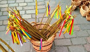 This is then used to whip women on easter monday, which is supposed to keep them fertile, beautiful and healthy for the rest of the year. Pomlazka Hashtag On Twitter