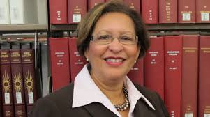 Thomas recognized with VLA award