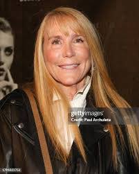 Tracy Swope's Instagram, Twitter & Facebook