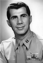 Aki megmentette Tel Avivot