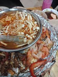 Gratis untuk komersial tidak perlu kredit bebas hak cipta. 11 Restoran Steamboat Halal Di Cameron Highlands C Letsgoholiday My