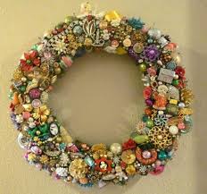 Jewellery Wreath Vintage Jewelry Crafts Old Jewelry Crafts Vintage Jewelry Art