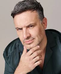 The new Telemundo action and suspense production, "Lobo, Morir Matando"  (Wolf, Die Killing), features an incredibly talented ensemble cast. Leading  the story is Arap Bethke as Damián "Lobo" Rosales, supported by Fátima