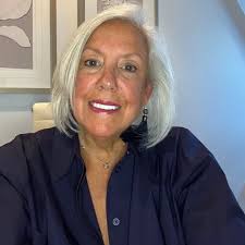 Great Falls Agents, 54 Compass Real Estate Agents