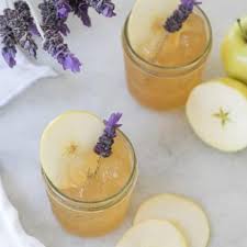Best 2 ingredient vodka drinks from 6 two ingre nt easy holiday drink recipes with alcohol. The Best Vodka Cocktails Sugar And Charm