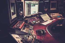 Bandlab mastering is the only truly free online mastering service in the world. Online Mastering Vs Mastering Engineers Which Is Better Careers In Music