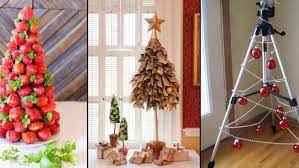 Barang bekas pohon natal dari botol. 12 Cemara Bohongan Dari Benda Di Sekitar Untuk Dekorasi Natal Nggak Perlu Beli Yang Mahal