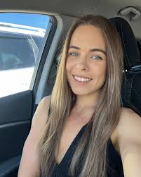 LAURA EASON 🦋 (@lauraeason_) • Instagram photos and videos