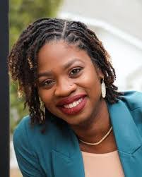 Tara Petty's Instagram, Twitter & Facebook