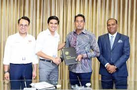 Mereka terdiri mahasiswa, belia dan wakil persatuan sukan antaranya yang hadir daripada widad university college, kolej universiti islam pahang sultan ahmad shah. Usah Salahkan Syed Saddiq