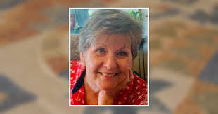 Donna Noel's Instagram, Twitter & Facebook