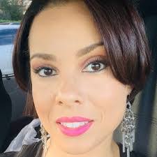 Jenny Negron's Instagram, Twitter & Facebook