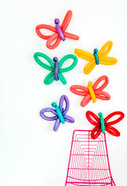 With a couple of balloons, and a smidgen of persistence, you. Easy Butterfly Balloon Animal Step By Step A Subtle Revelry