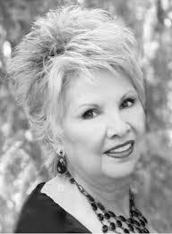 Lydia Castro's Instagram, Twitter & Facebook