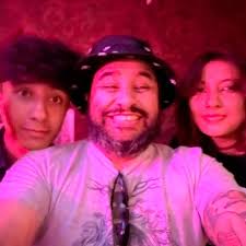 The difference between Mercedes and Ferrari 😔