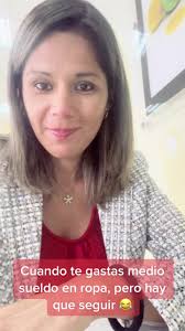 Reportera en quiebra 🤭 #tvreporter #tvoutfit #lavidacontinua #seguimos  #fashiongirl