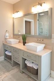 Die 100 Besten Bilder Zu Badezimmer Im Landhausstil In 2020 Badezimmer Landhausstil Waschtisch