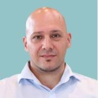 10 "Daniel Gönder" profiles