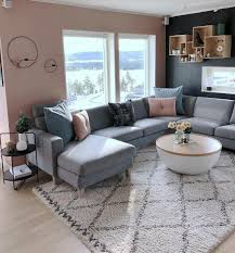 Modular storage, sofa beds and seating units with secret compartments are just a few ways you can clear up space and stretch out to relax. Pin By Vanessa On Decoracion De Interiores Home Living Room Ikea Living Room Living Room Designs