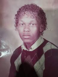 Hi folks. Does anyone remember visiting Tatachilla Lutheran College in  1999-2000 and giving a student a bunch of the first 10 or so Friendly St  Readers?