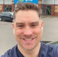 Paul Lakin's Instagram, Twitter & Facebook