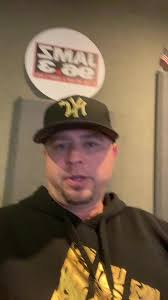 stitch with @Oliver Monroe WHERE DO YOU LIVE?