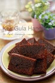 Kek tu mule2 naik pastu die kluar bubble while cooking inside then turun balik when dh nak masak. Pin On Cake