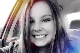 Fundraiser for Kim Monnolly by Nicole Drnek : Emily Hunt and her family