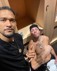 Nate Diaz looking at that cut and watching the dr come in.