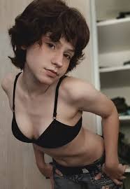 Théo 🏳️‍⚧️ 🔜 BGS 2025 on X: Vamo ali fazer uns gatinhos 🐱  t.coDSB3psohgD  X