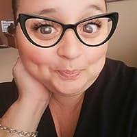 Ginny Rose's Instagram, Twitter & Facebook