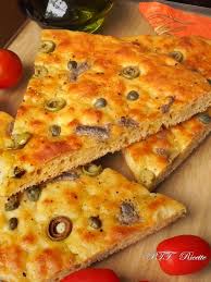 Focaccia Ai Ceci Con Acciughe Sottolio Capperi E Olive Ptt Ricette Nel 2020 Ricette Acciughe Focaccia