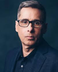 Quem é Flávio Augusto? Conheça o empresário e escritor