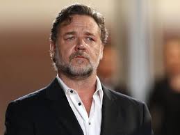 He won the academy award for best actor russell's paternal grandfather was john doubleday crowe (the son of william frederick crowe and. Corona Krise Russell Crowe Isolation Ist Sehr Produktiv Unterhaltung Munstersche Zeitung