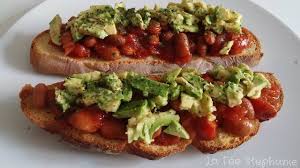 Bruschette De Haricots Rouges Au Chili Et Avocat Haricot Rouge Recettes De Cuisine Alimentation