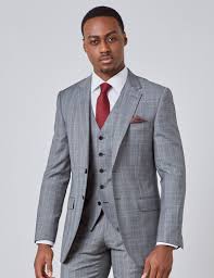 Slip on a men's grey suit from our collection and look instantly sharp. 100 Wool Prince Of Wales Over Check Men S Waistcoat In Grey Light Blue Hawes Curtis Uk