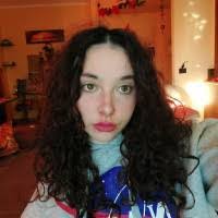 Sara Caputo's Instagram, Twitter & Facebook