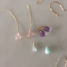 While Making A Pair Of The Tiny Aquamarine Earrings For A Customer I Thought It Would Be A Good Time To M Gemstone Jewelry Sparkly Earrings Aquamarine Earrings