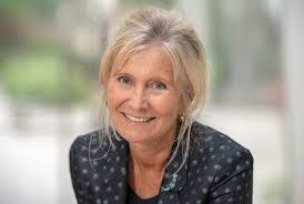 Sandra Demaria's Instagram, Twitter & Facebook