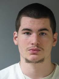 2 arrested after drug bust in 7-Eleven parking lot