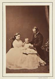 Princess victoria of hesse and by rhine / children Hills Saunders 1852 To Date Prince And Princess Louis Of Hesse With Princess Victoria Of Hesse 1864